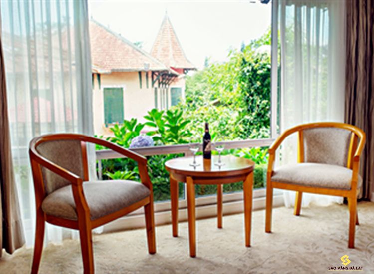 Phòng có ban công view chất